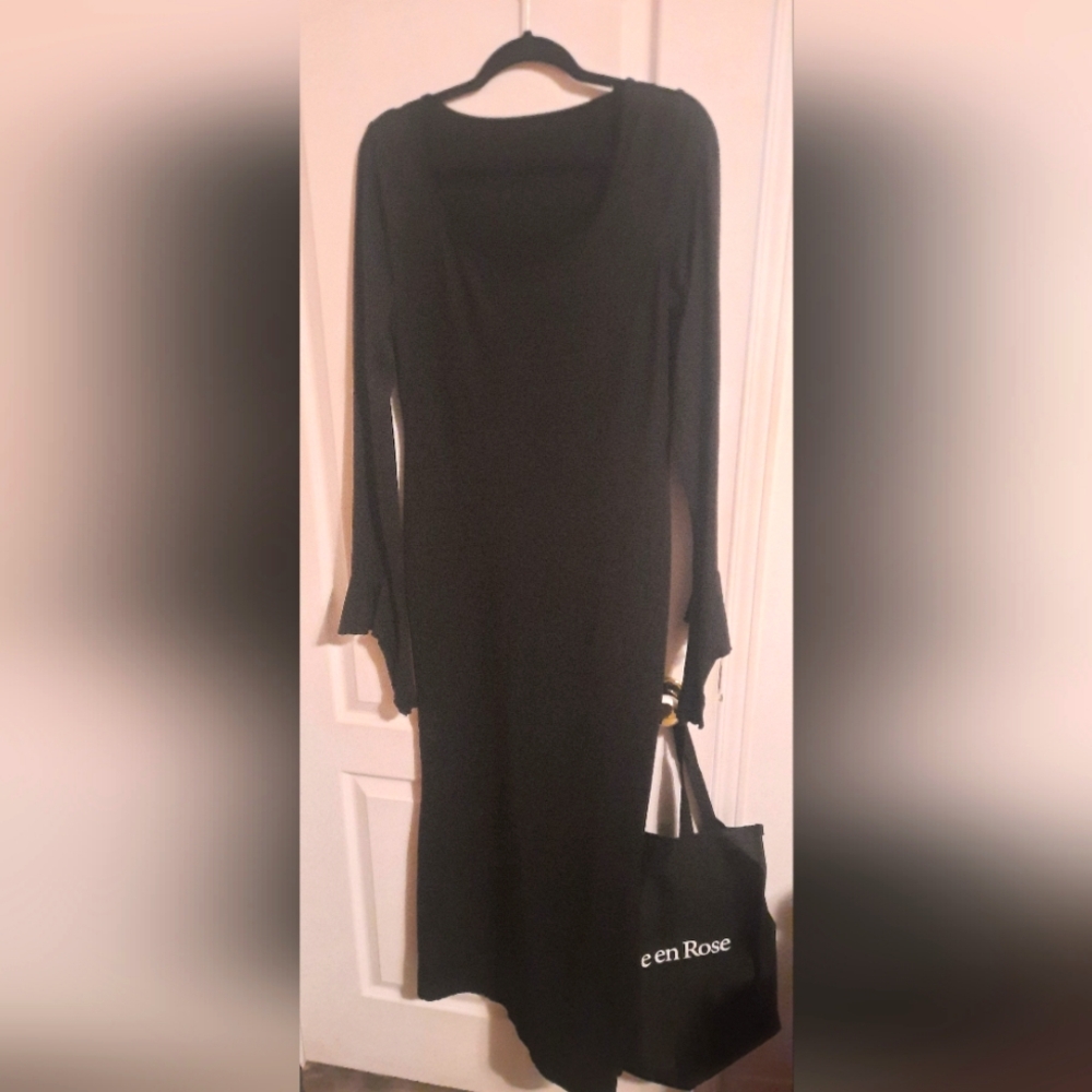 Maxi long sleeved dress